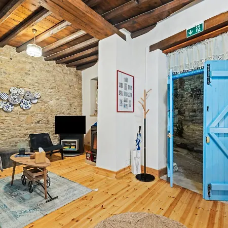 Semesterbostad Redblue Door Two Traditional Listed Pano Lefkara