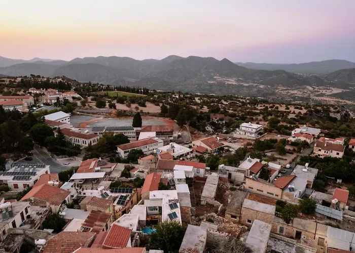 Holiday home Redblue Door Two Traditional Listed Pano Lefkara